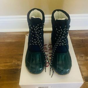 Womens Duck Boots size 6.5